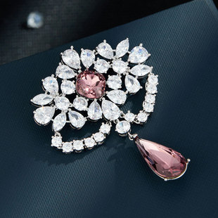 Sweet and exquisite colored gemstone hollowed-out flower brooch, copper alloy micro-inlaid zircon, light luxury and high-end dress brooch pic 2