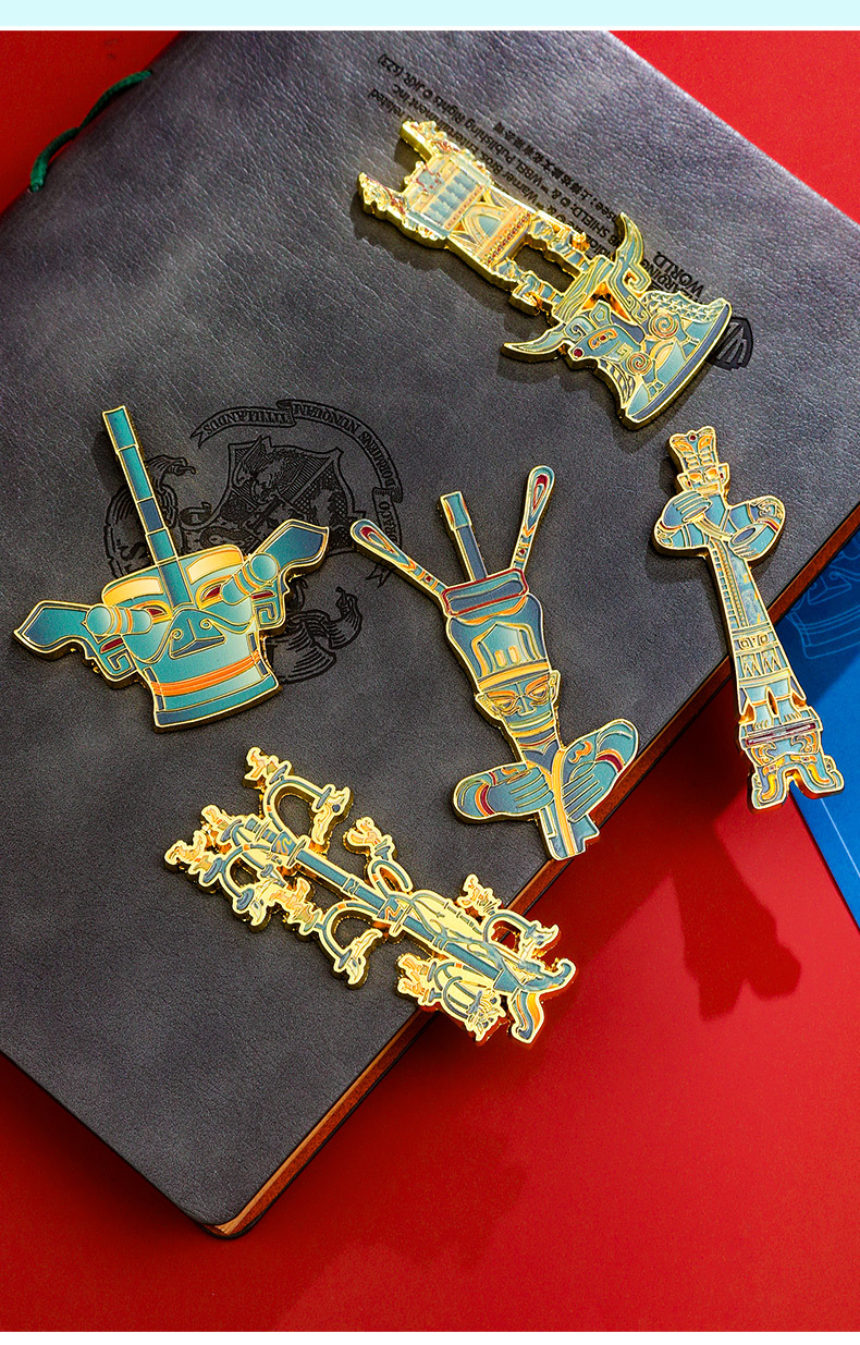 Sanxingdui Cultural and creative decorative items, new refrigerator stickers, souvenirs, magnetic stickers, bronze standing figures, New Year decorative gifts pic 8