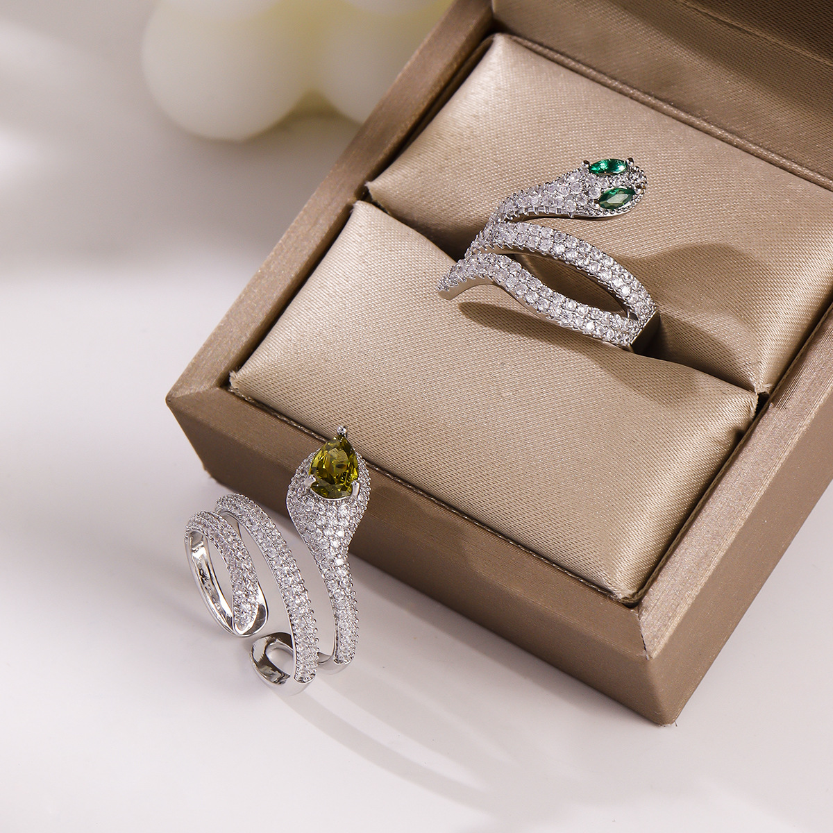 新款蛇形戒指多层灵蛇指环微镶锆石满钻开口可调节食指戒女宝石详情6