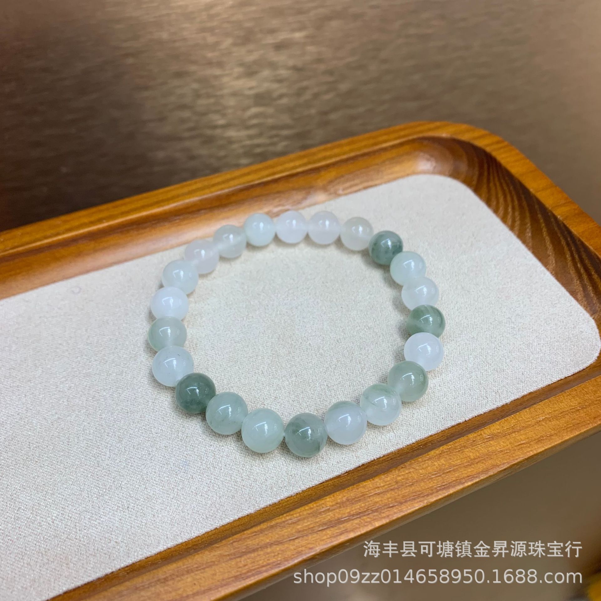 天然玉石天山翠手链单圈女手串金丝玉工厂批发直播福利简约轻奢款详情3