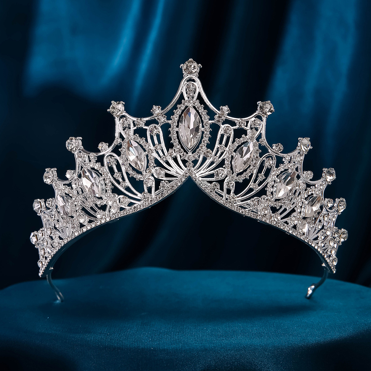 Nuevo estilo nupcial coronas coreanas blanco strass hecho a mano tocados vestidos de novia accesorios de fotografía vestidos de boda accesorios para el cabello pic 10