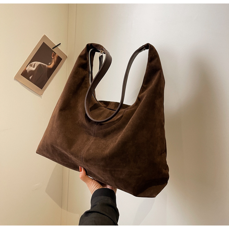 Retro matte tote bag, autumn and winter bag, commuter underarm bag, large-capacity single-shoulder tote bag, simple single-shoulder bag for women pic 19