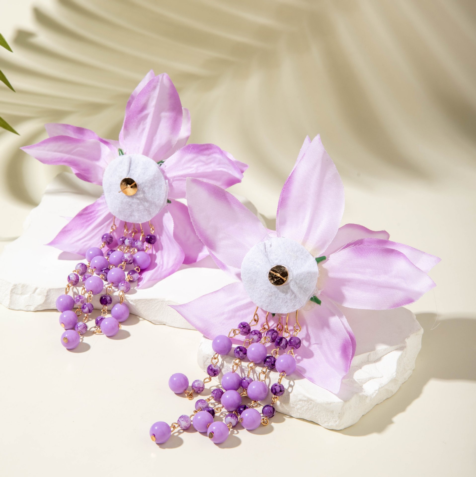 欧美跨境时尚清新布艺花朵流苏串珠优雅甜美情人节礼物耳坠耳环女详情42