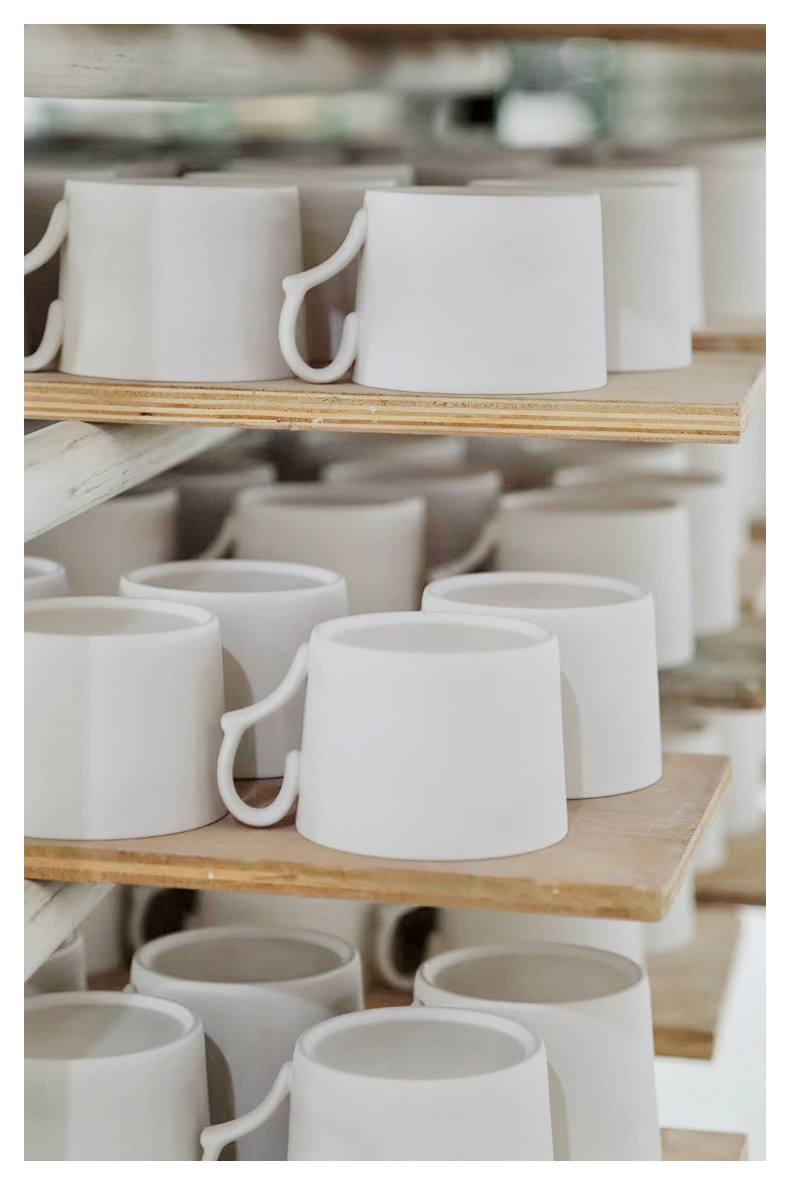 洛威中式古风镂空陶瓷香薰炉带盖底座香道配件家用盘香炉摆件礼品详情11