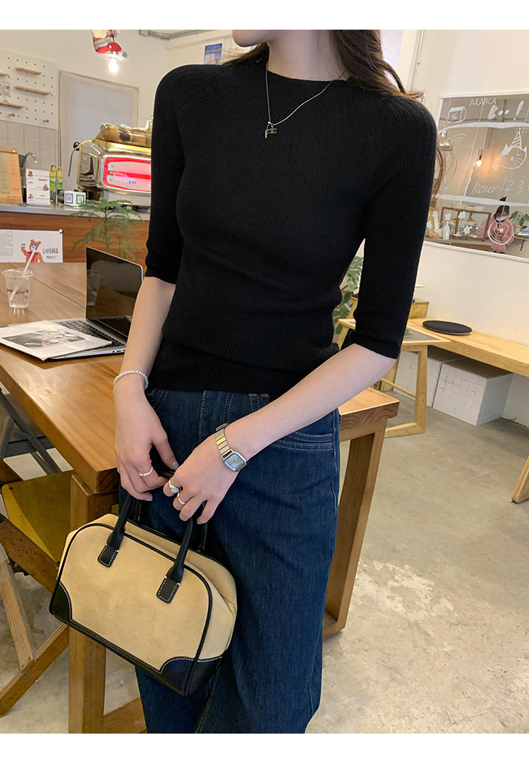 This Korean high-end, super good-looking off-the-shoulder, mid-sleeved knitted sweater is a new slimming top for women in Spring/Summer 2025 pic 23