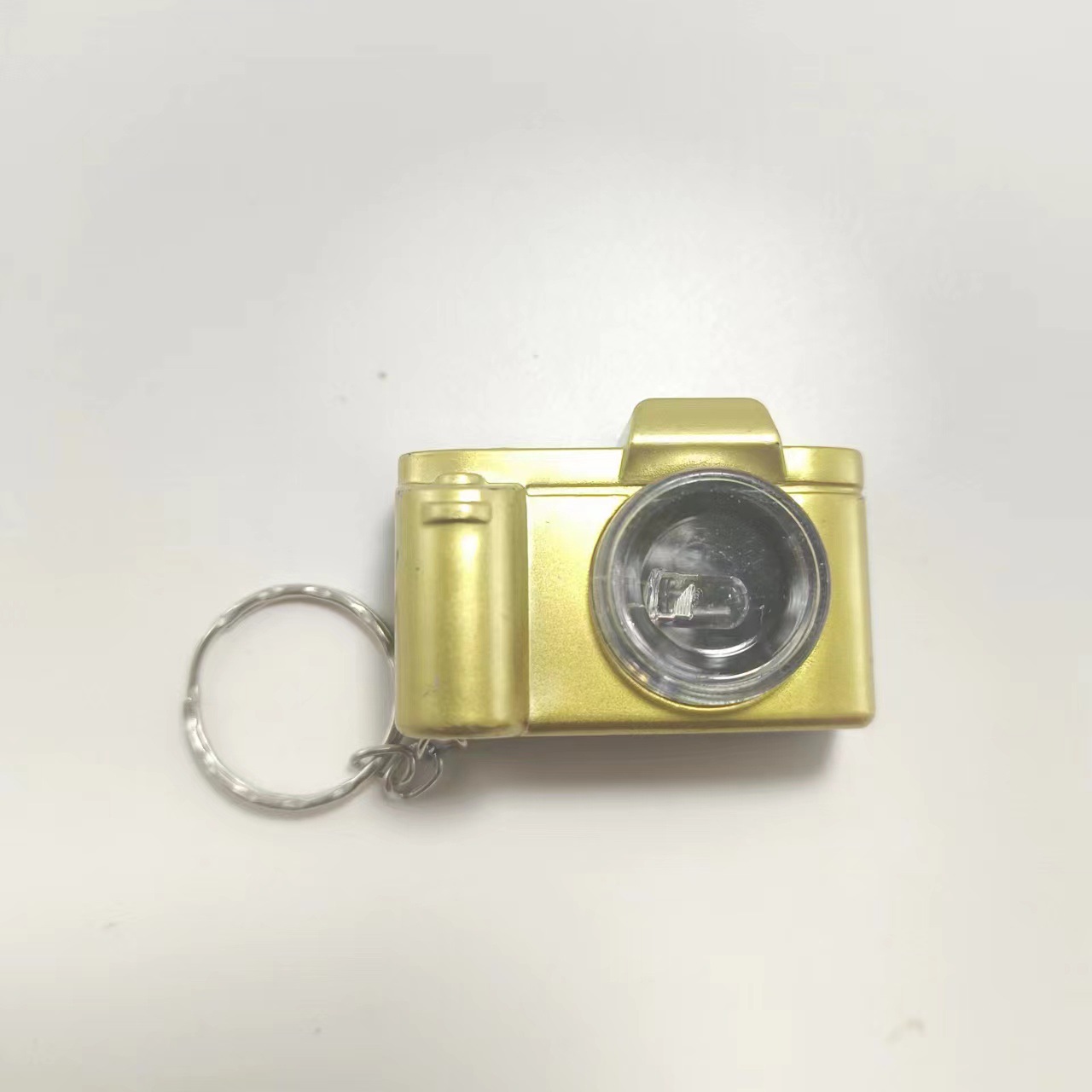 Simulation luminous camera keychain pendant, creative keychain color light, small gift, luminous toy cross-border pic 2