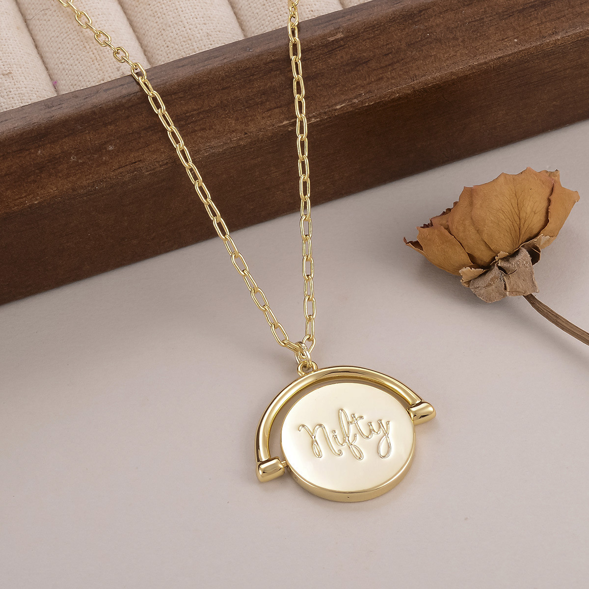 European and American letter fashion pendant, niche round English collarbone chain, versatile for women, light luxury, diamond-encrusted, personalized factory wholesale pic 27