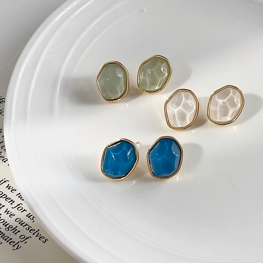 Liangmu S925 Silver Needle 14K Hong Kong-style fashionable stud earrings, personalized irregular geometric earrings, asymmetrical earrings factory pic 7