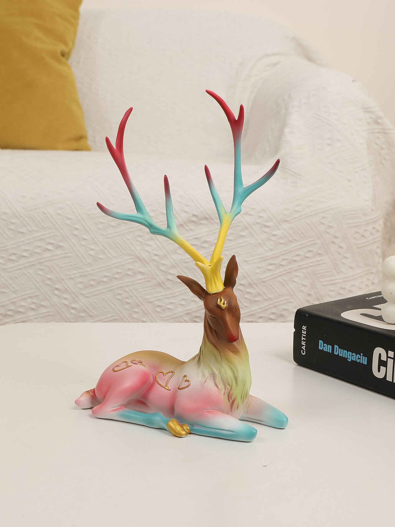 北欧简约高级小众彩色爱心一鹿有你鹿摆件玄关房间客厅落地饰品详情2