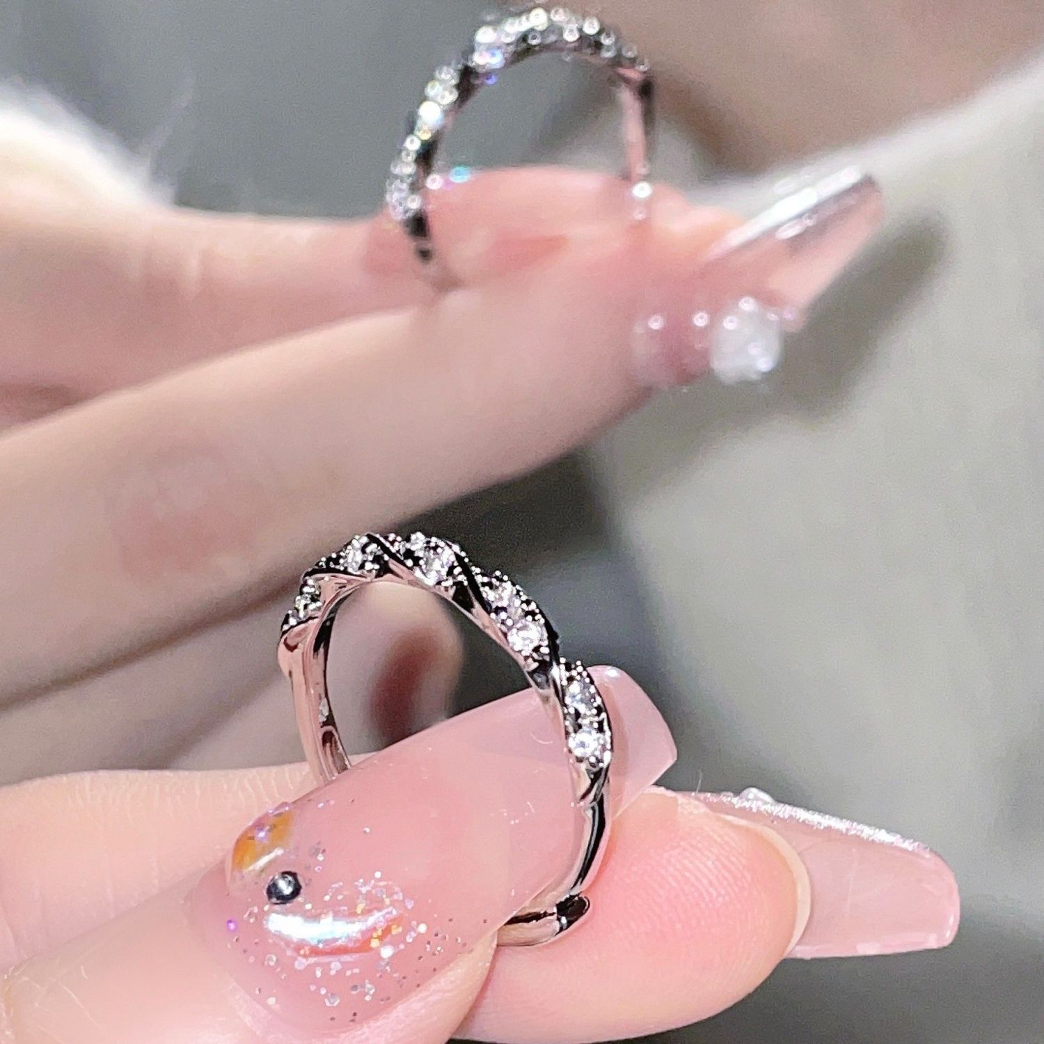 2025小清新开口可调节女麻花缠绕款食指戒素圈轻奢小众戒指详情7