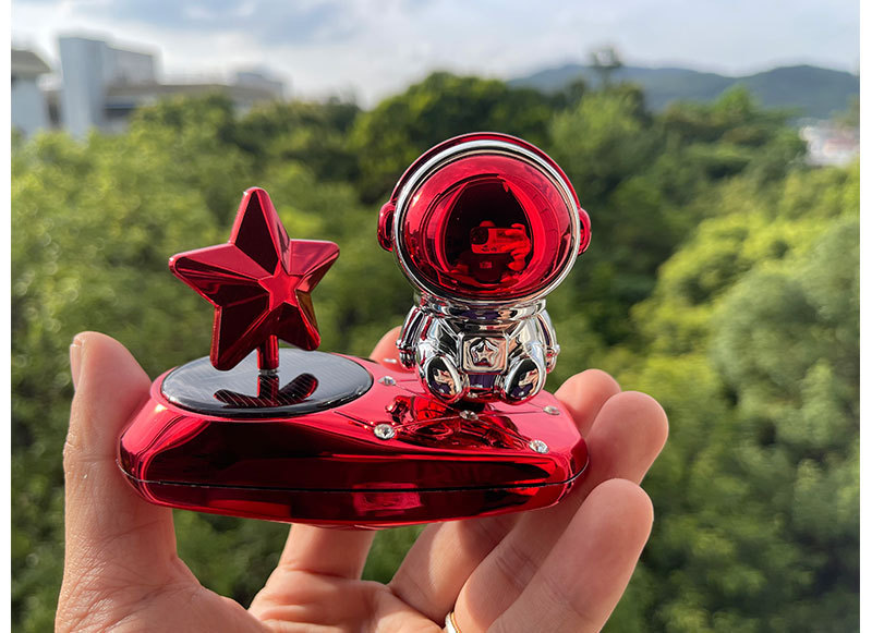 Solar-powered car perfume, scented stars, car ornaments, creative astronauts, high-end interior center console pic 5