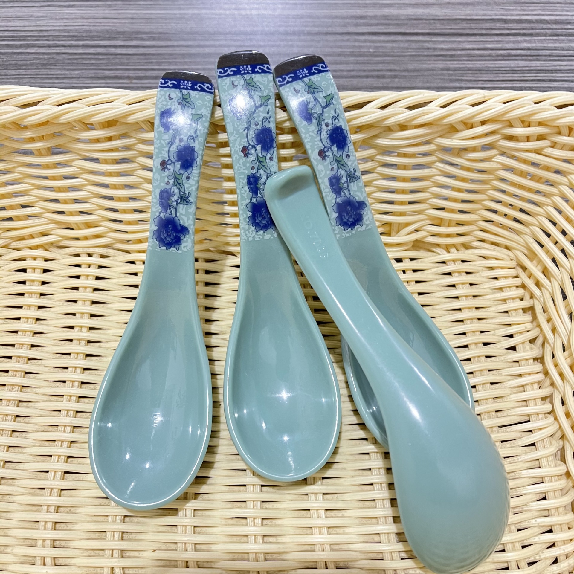 【 Zone 3-10 】8840 blue and white porcelain spoons 200/ box 1200/ case 8840 porcelain small spoons, rice spoons, fast food restaurant spoons, rice noodle and hot pot spoons, short-handled spoons, wholesale supply pic 1