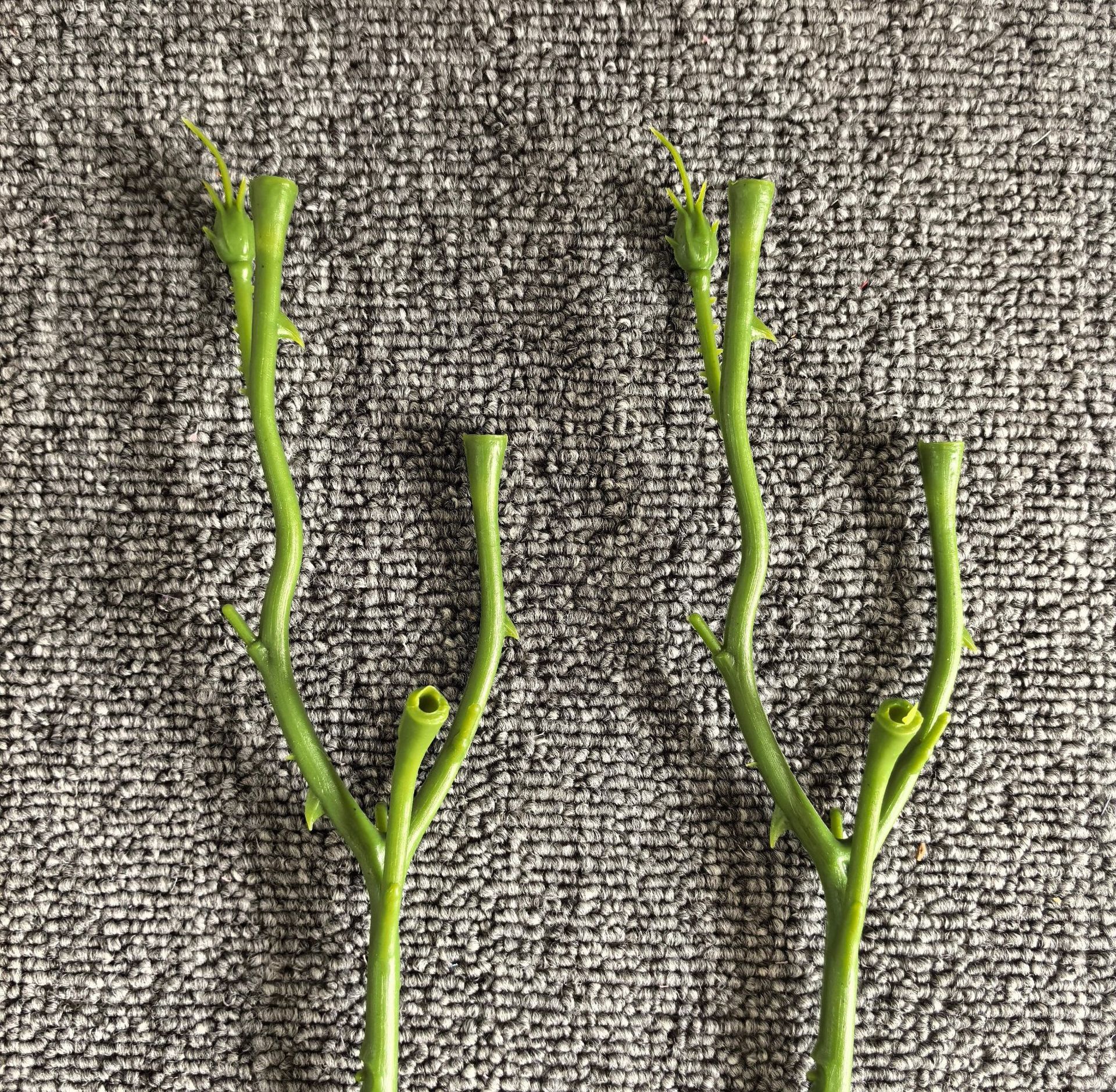 仿真花杆三头玫瑰塑料假花枝31厘米办公文化园艺配件批发详情23