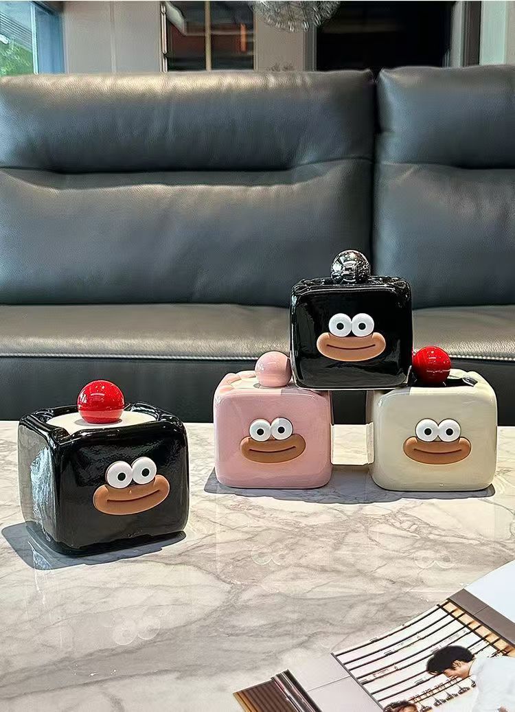 高颜值烟灰缸家用装饰个性客厅陶瓷创意摆件带盖防飞灰烟缸摆件详情10