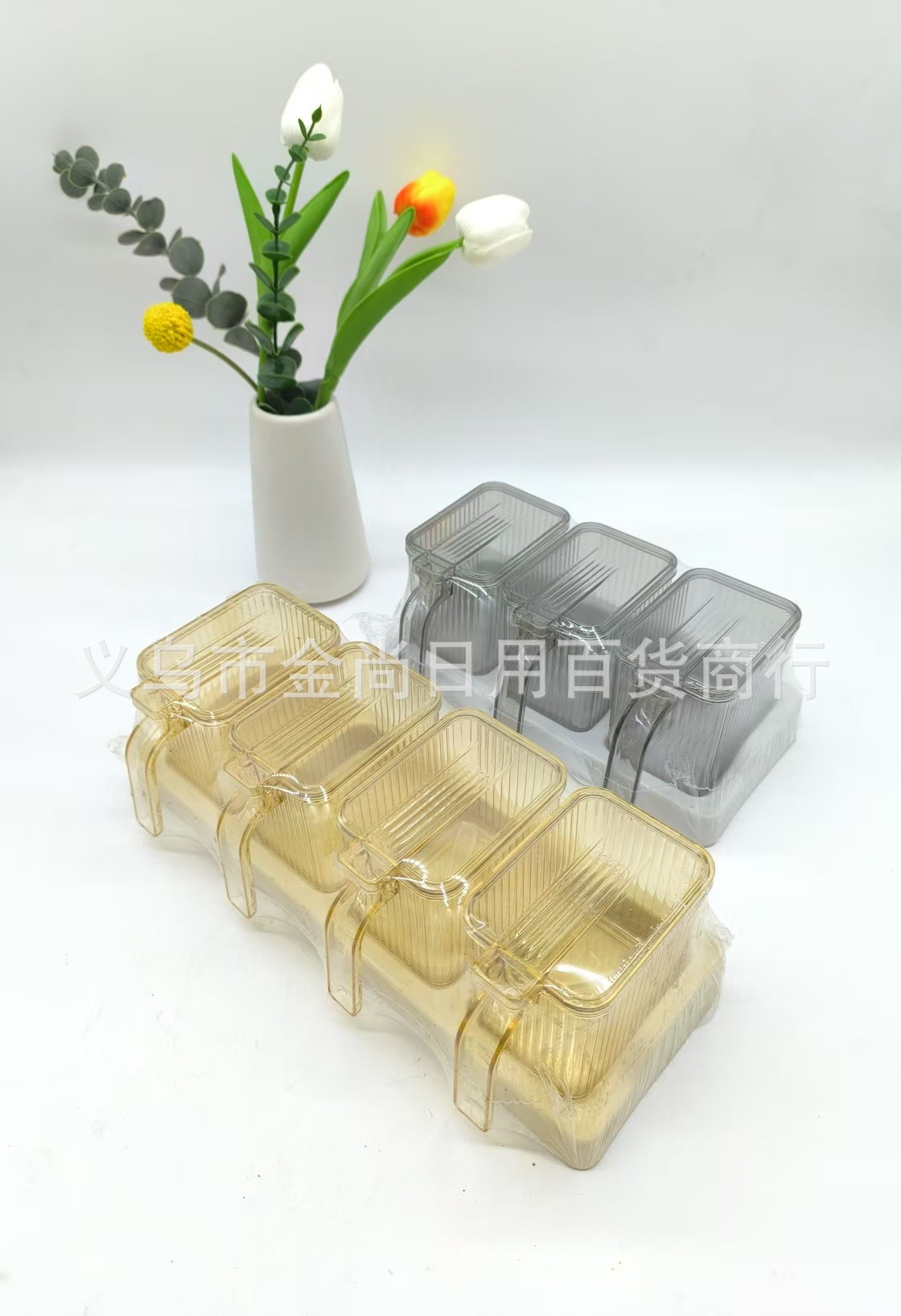 Plastic salt, monosodium glutamate, seasoning storage box, moisture-proof salt jar, seasoning box base, kitchen four-compartment independent seasoning box, thickened pic 1