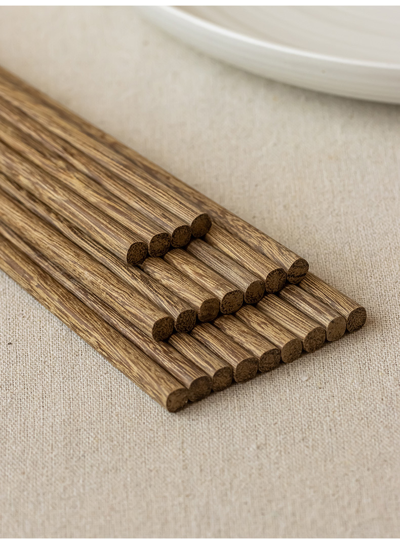 Chicken wing wooden chopsticks, household unpainted and waxed chopsticks, anti-slip and heat-resistant wooden chopsticks, single-person tableware pic 6
