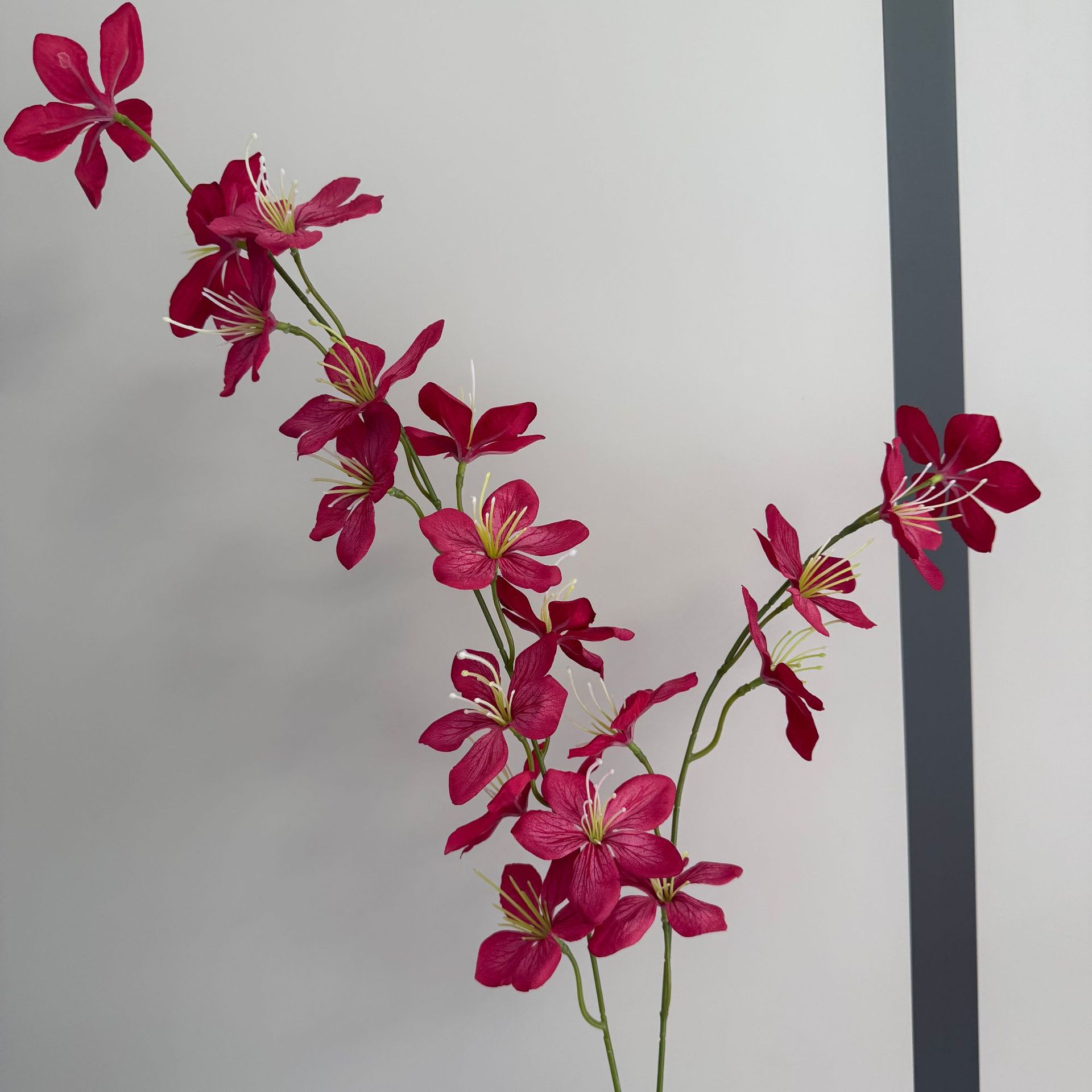 仿真花长枝垂丝茉莉婚庆婚礼堂吊顶挑高路引插花装饰花酒店假花详情10