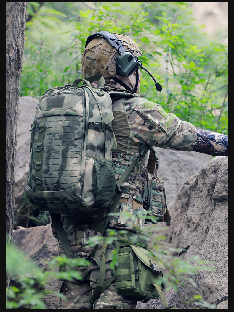 跨境工厂户外多功能战术防水背包特战应急徒步旅行登山迷彩双肩详情27