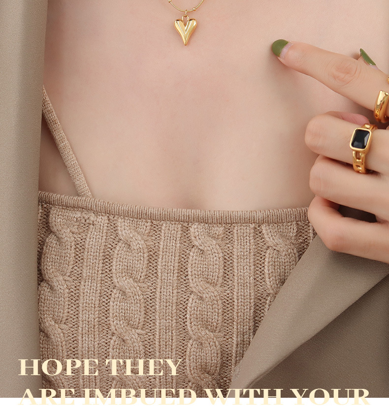 French ins trend cold style light luxury fashion simple heart-shaped necklace, titanium steel plated with 18K real gold, P575 pic 26