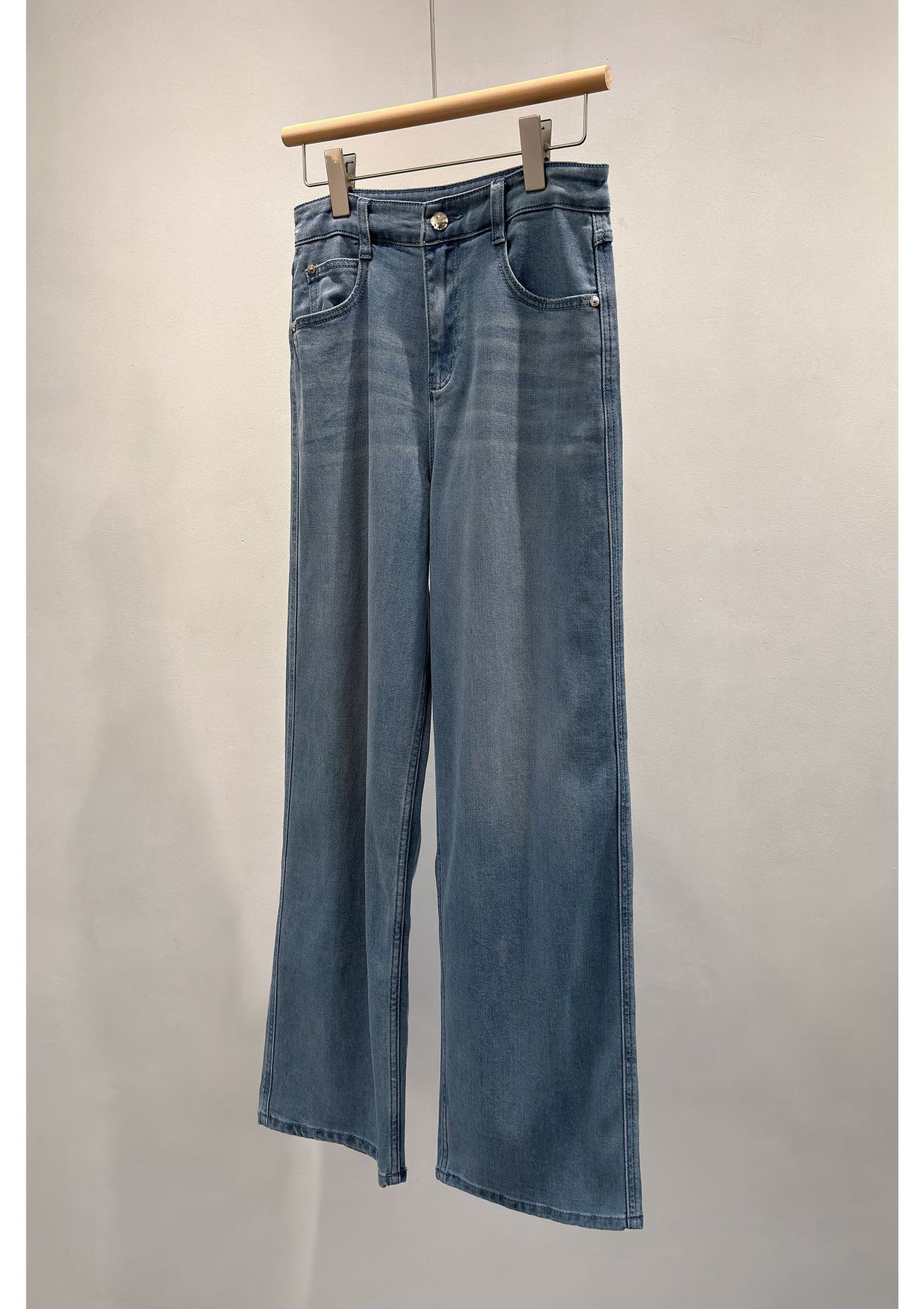 JU柔软~小禾家柜上2.8K/重工洗水轻薄阔腿直筒弹力牛仔裤女C54004详情19