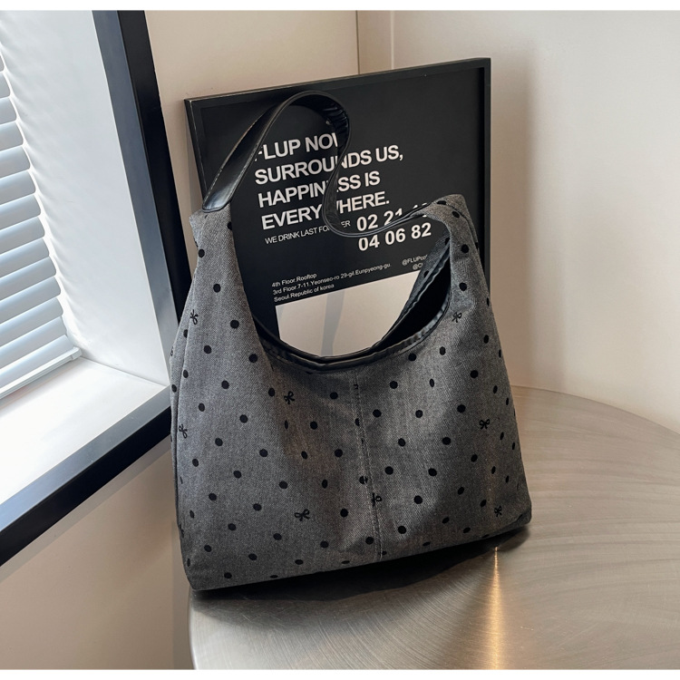 通勤大容量女包新款流行波点单肩包时尚百搭托特水桶包都市斜挎包详情15