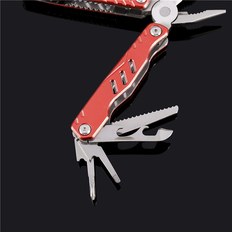 The multi-functional folding knife and pliers are suitable for outdoor camping. They are portable small knives and pliers, as well as wilderness survival equipment such as network cable pliers pic 6