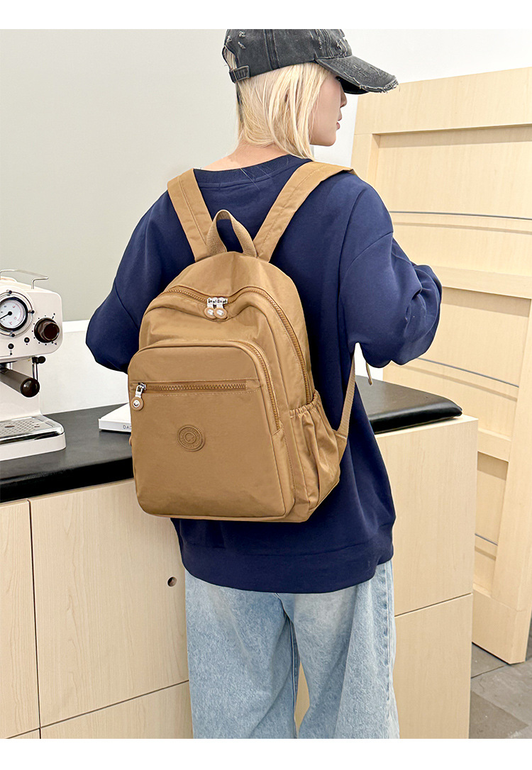 厂家百搭牛津布双肩包女2025新款大容量轻便旅行背包女批发详情25