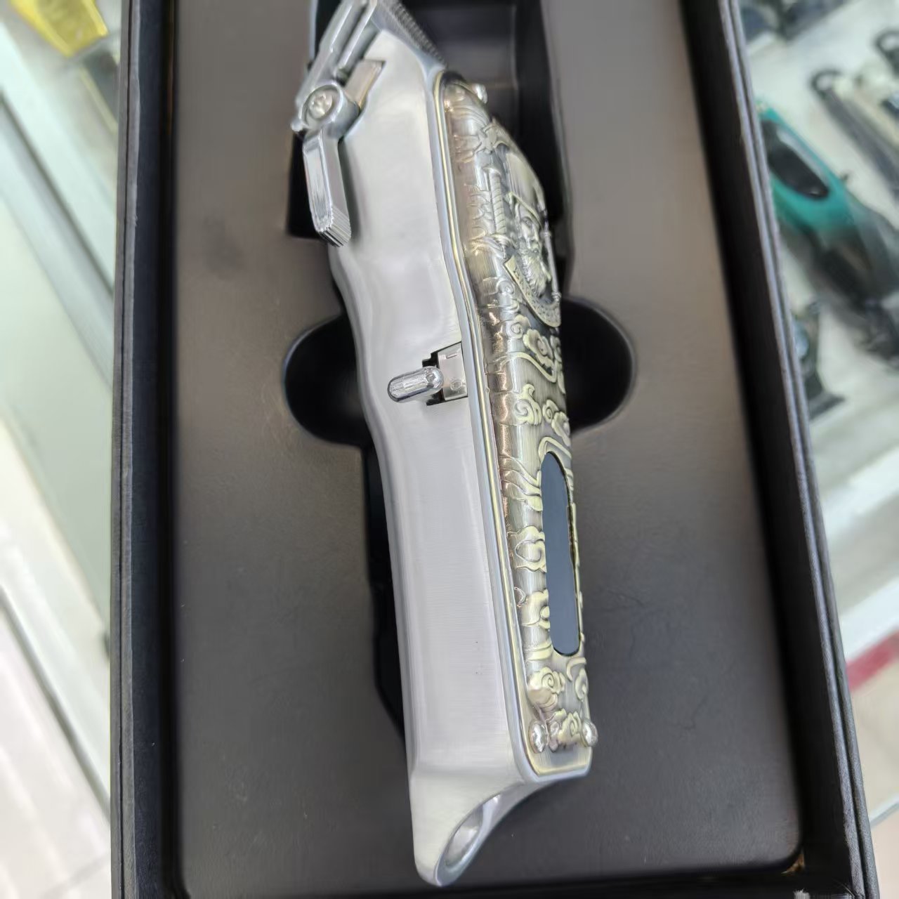 复古雕刻电动理发器男士专用数显充电款油头电推剪专业剃头刀详情2