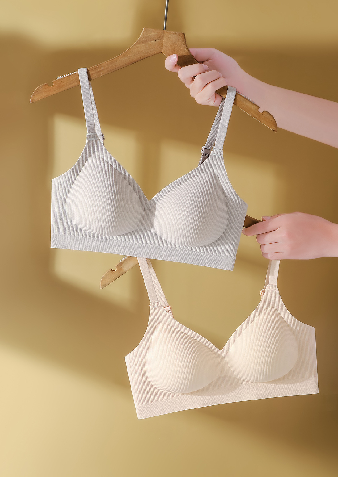 New autumn and winter lingerie for women with a small breast, a water drop cup, a fixed cup, and a jelly soft support bra cover for all four seasons pic 12