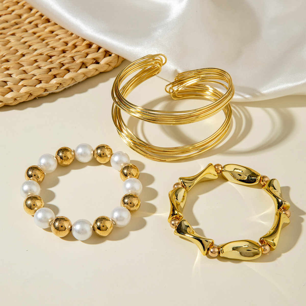 欧美跨境新款多层线条缠绕几何开口手镯套装朋克风波浪形串珠手链详情38