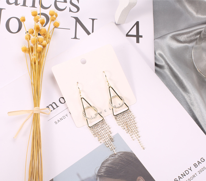 Creative Design 2021 European and American Cross-border Earrings, rhindiamond copper accessories, Welded, fashionable, elegant and simple earrings for women pic 6