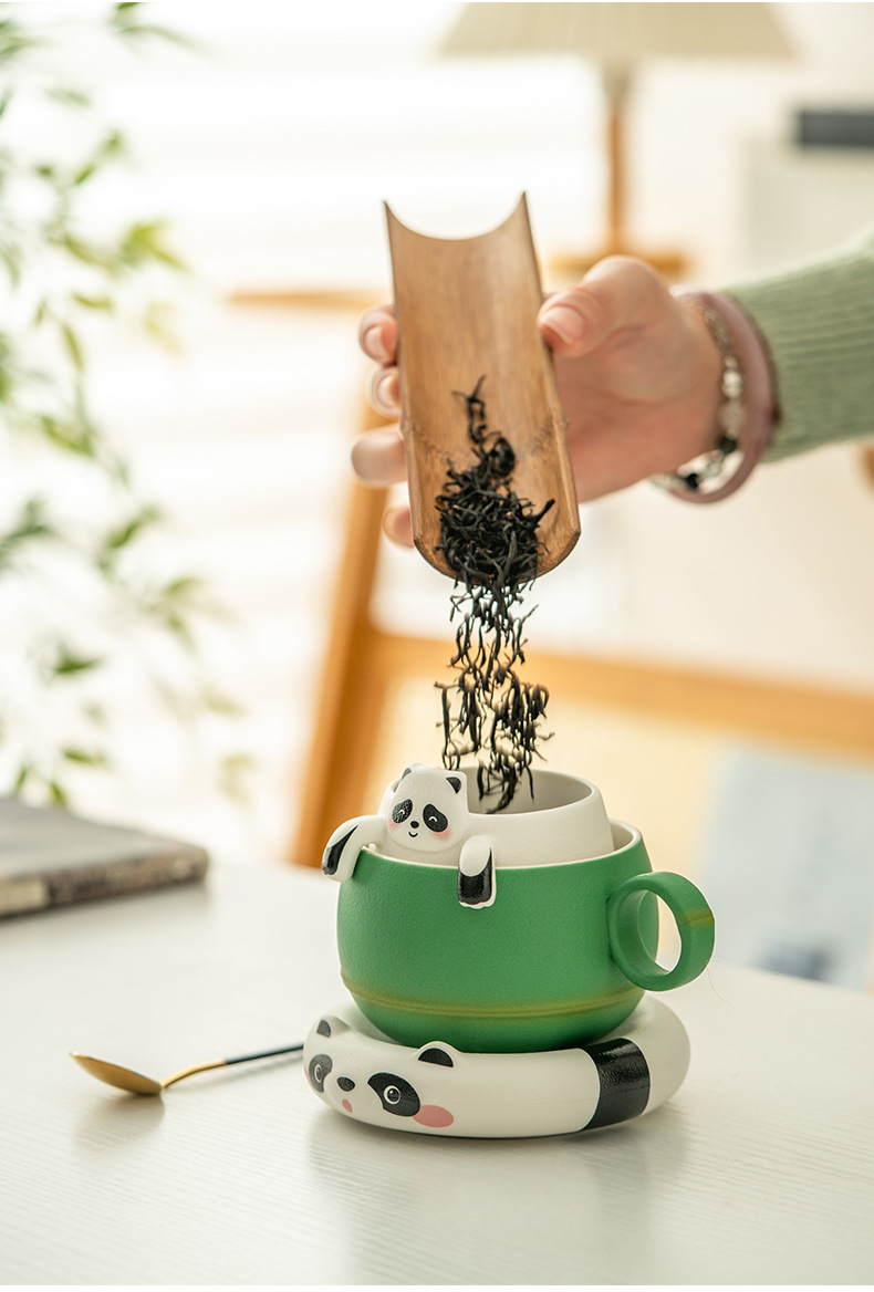 ins风熊猫马克杯陶瓷茶杯茶水分离杯创意杯过滤办公杯带盖咖啡杯详情5