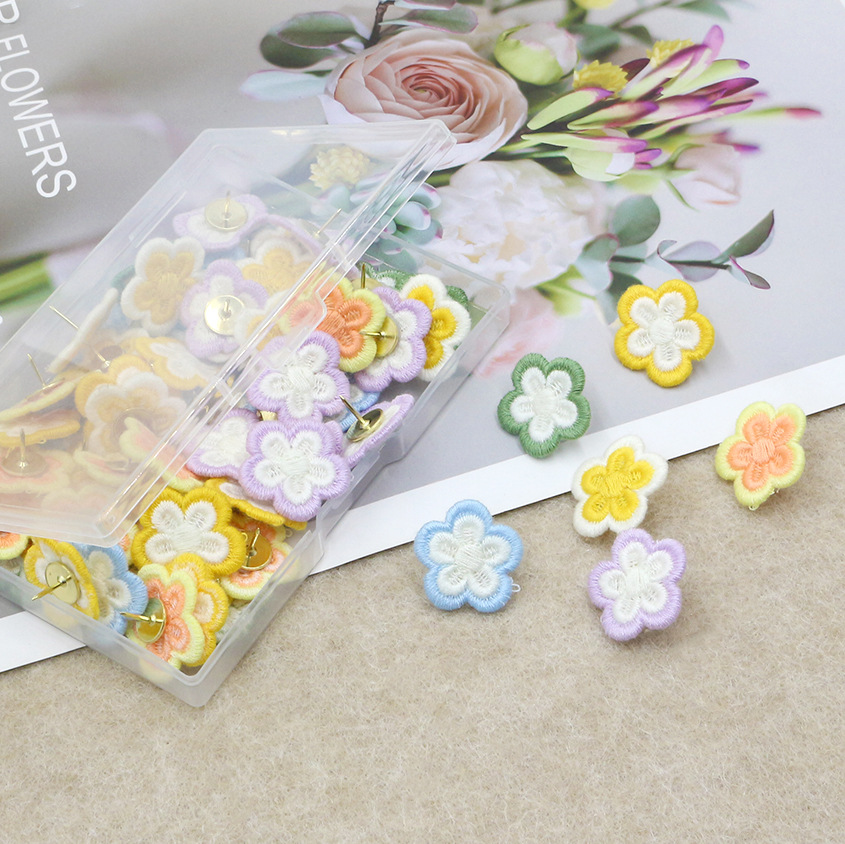 60枚一盒彩色可爱刺绣花图钉幼儿园照片墙装饰图钉太阳花按钉图钉详情6