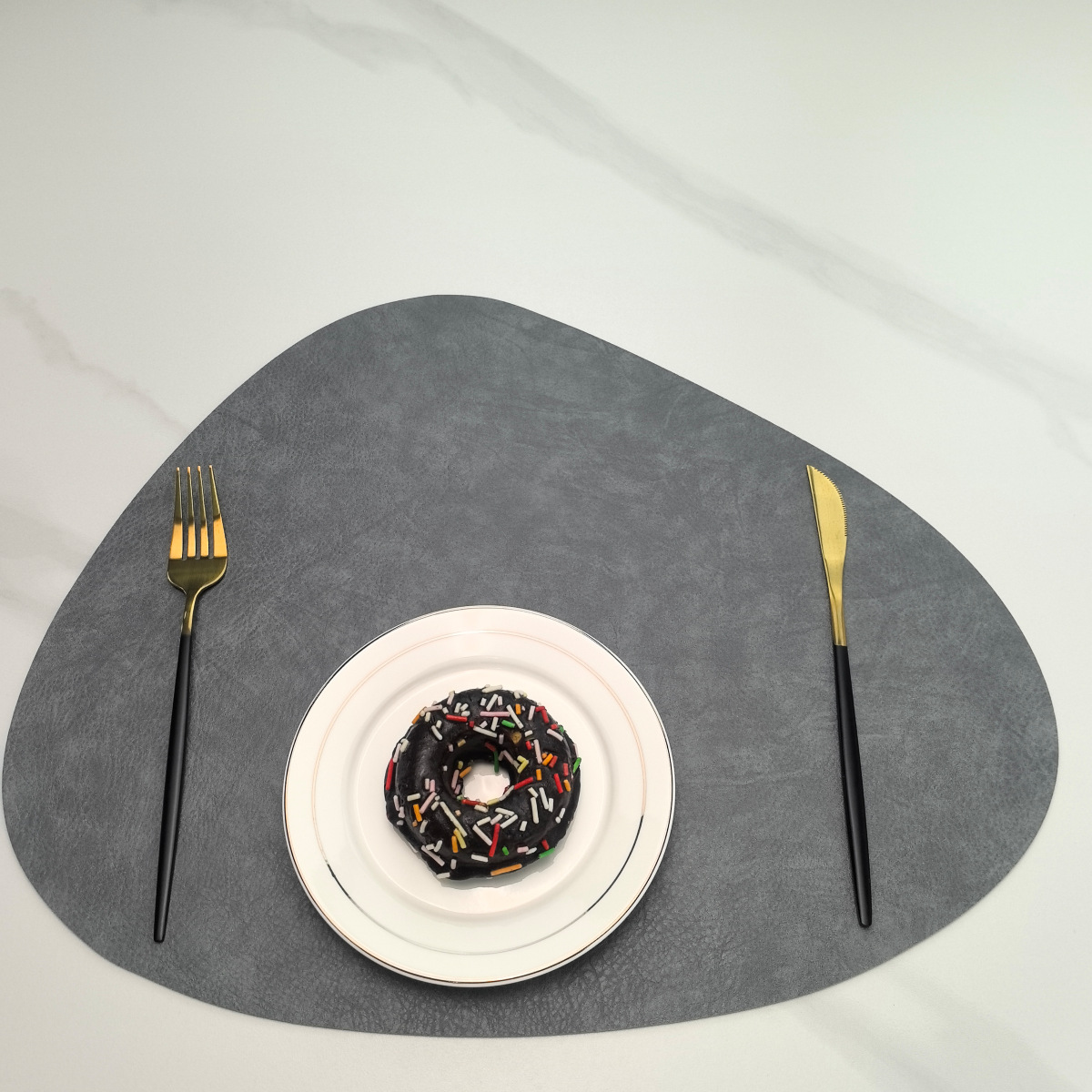 酒店饭店西餐厅复古牛皮纹皮革餐垫隔热防烫防水防油可水洗餐桌垫详情21