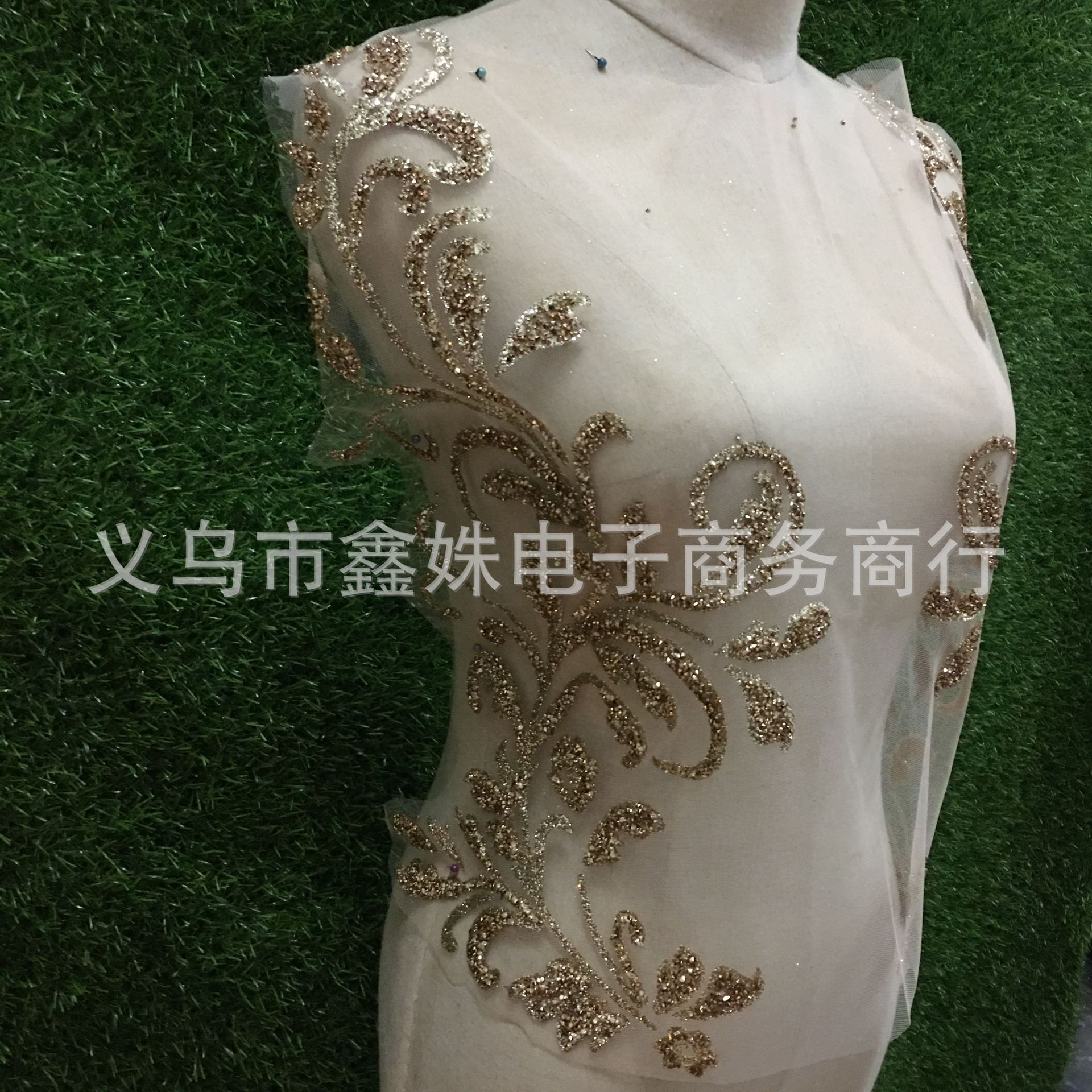 厂家直销 高端礼服烫钻衣领 背胶水钻假领舞台服 服装辅料详情2