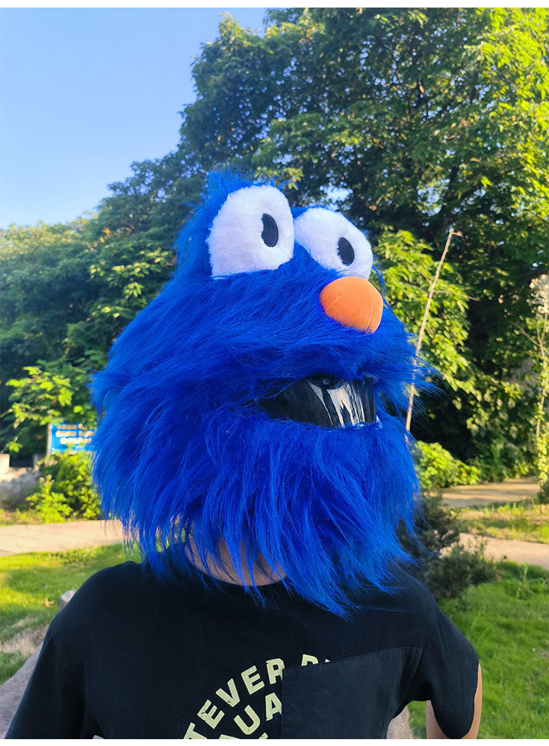 Cross-border personalized long-haired helmet covers, plush motorcycle protection covers, scratch-resistant and cute style riding cap covers are selling well across borders pic 8