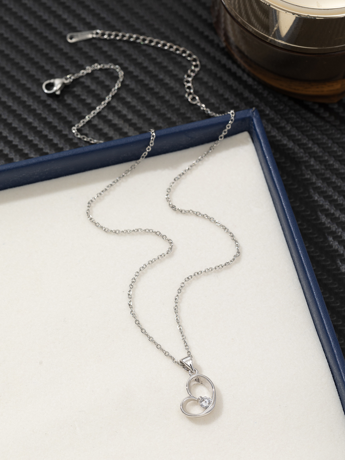 跨境合金锆石爱心花朵海豚简约百搭高级感吊坠项链锁骨链女批发潮详情12