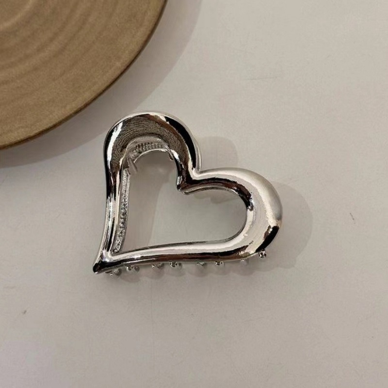 Korean high-end metal heart-shaped hairpin for women, large back head updo, shark hairpin, elegant hairpin headwear pic 9