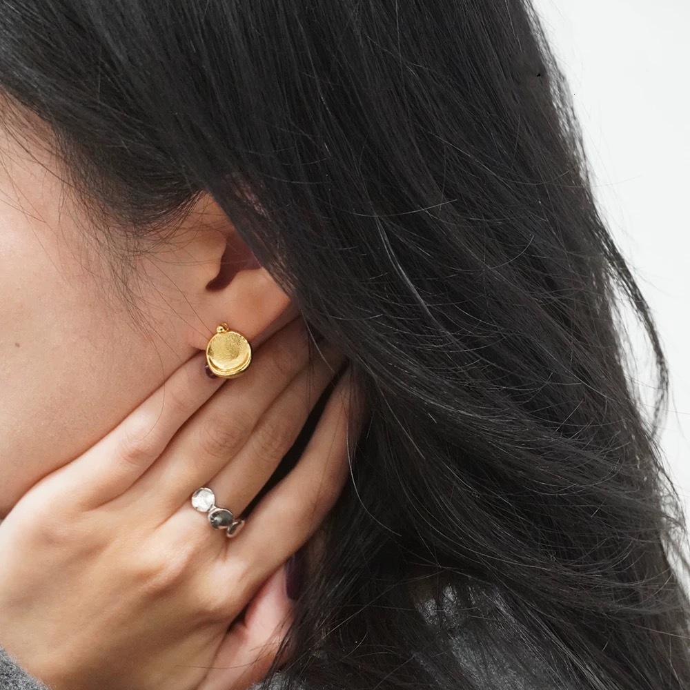 ABOA*家经典款耳钉 早春新款个性冷淡风轻奢精致圆形肌理感耳钉详情10