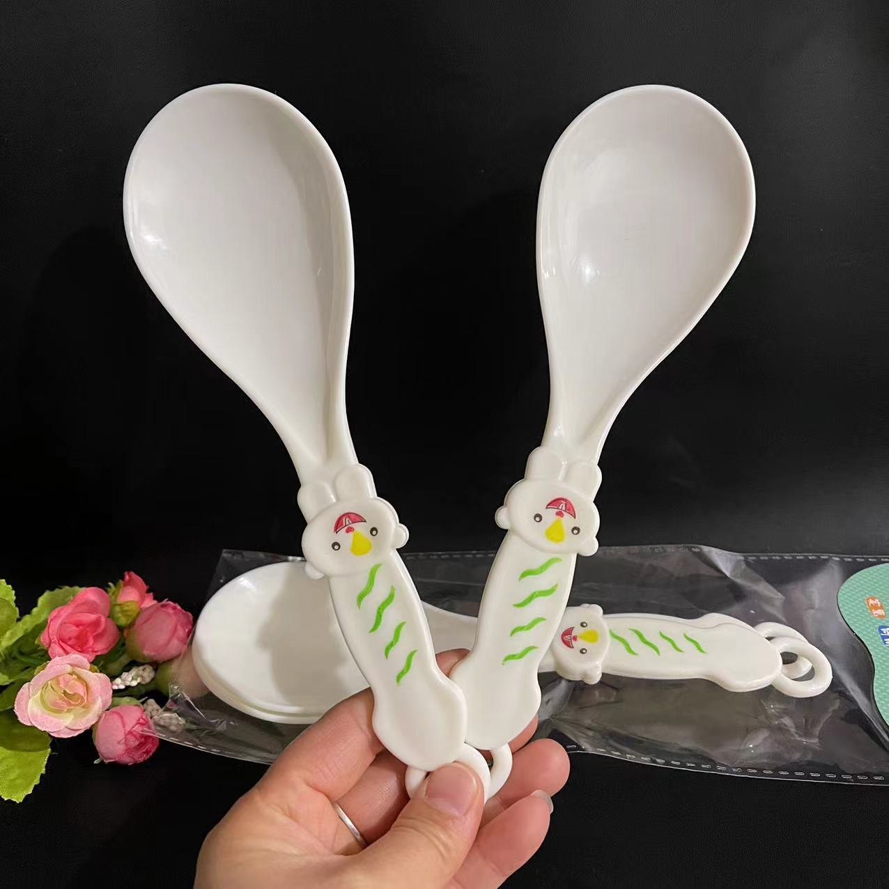 【 Zone 3-9 】0136 rice spoon 2/ Pack 144/ Box 576/ Case 0136 rice spoon Card Pack Household rice Spoon Cartoon Cute Spoon White Rice spatula Rice Spoon Kitchen Daily Use 2 yuan wholesale pic 3