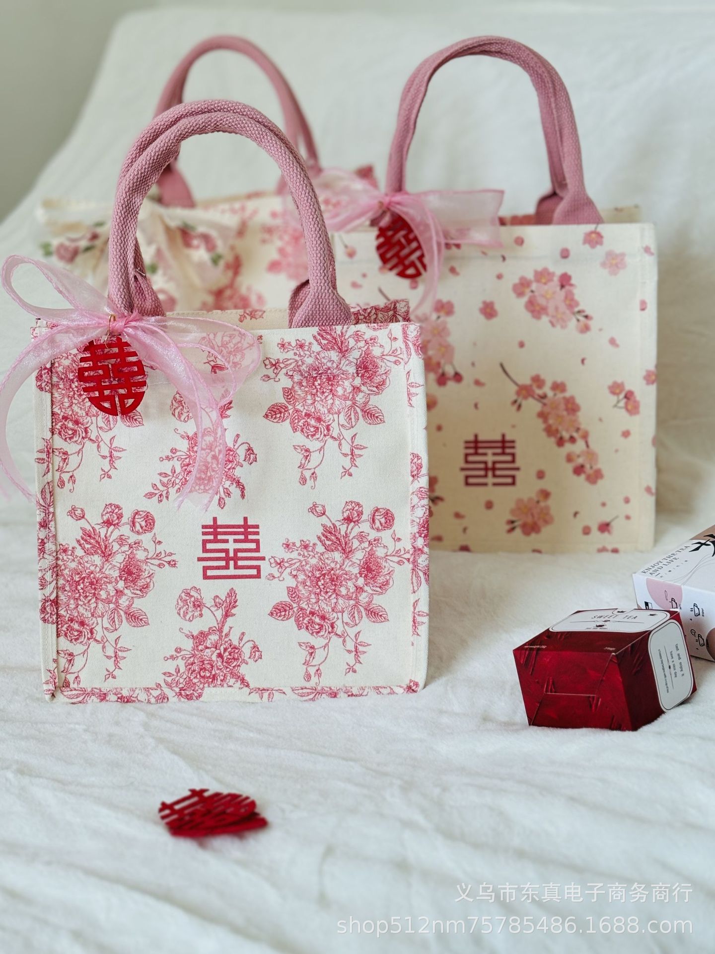 伴手礼女伴娘糖果礼品高档布艺创意婚庆包装帆布袋结婚回礼手提袋详情11
