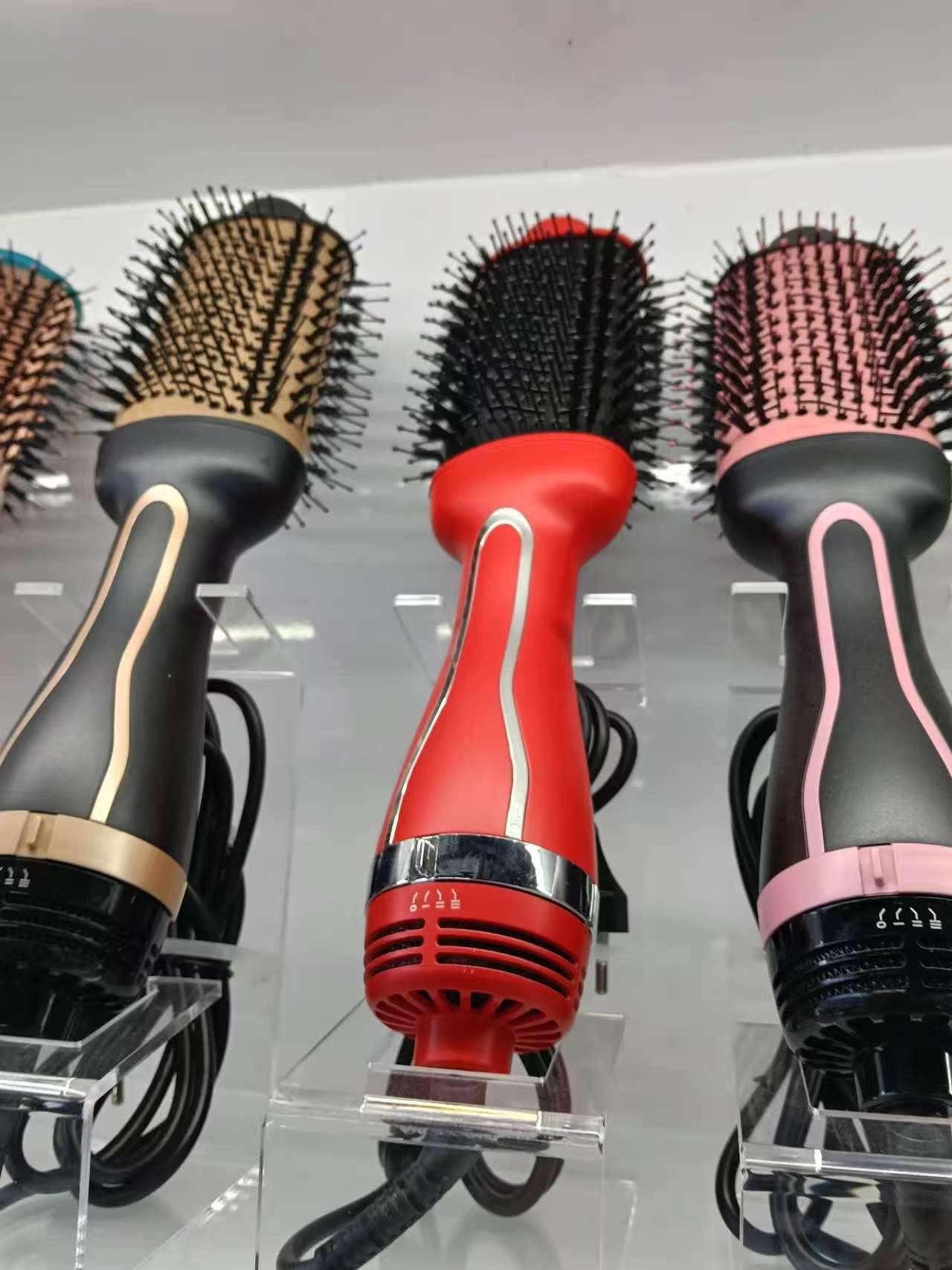 跨境爆款热风梳负离子吹风梳蓬松卷发梳造型神器粉色款详情2