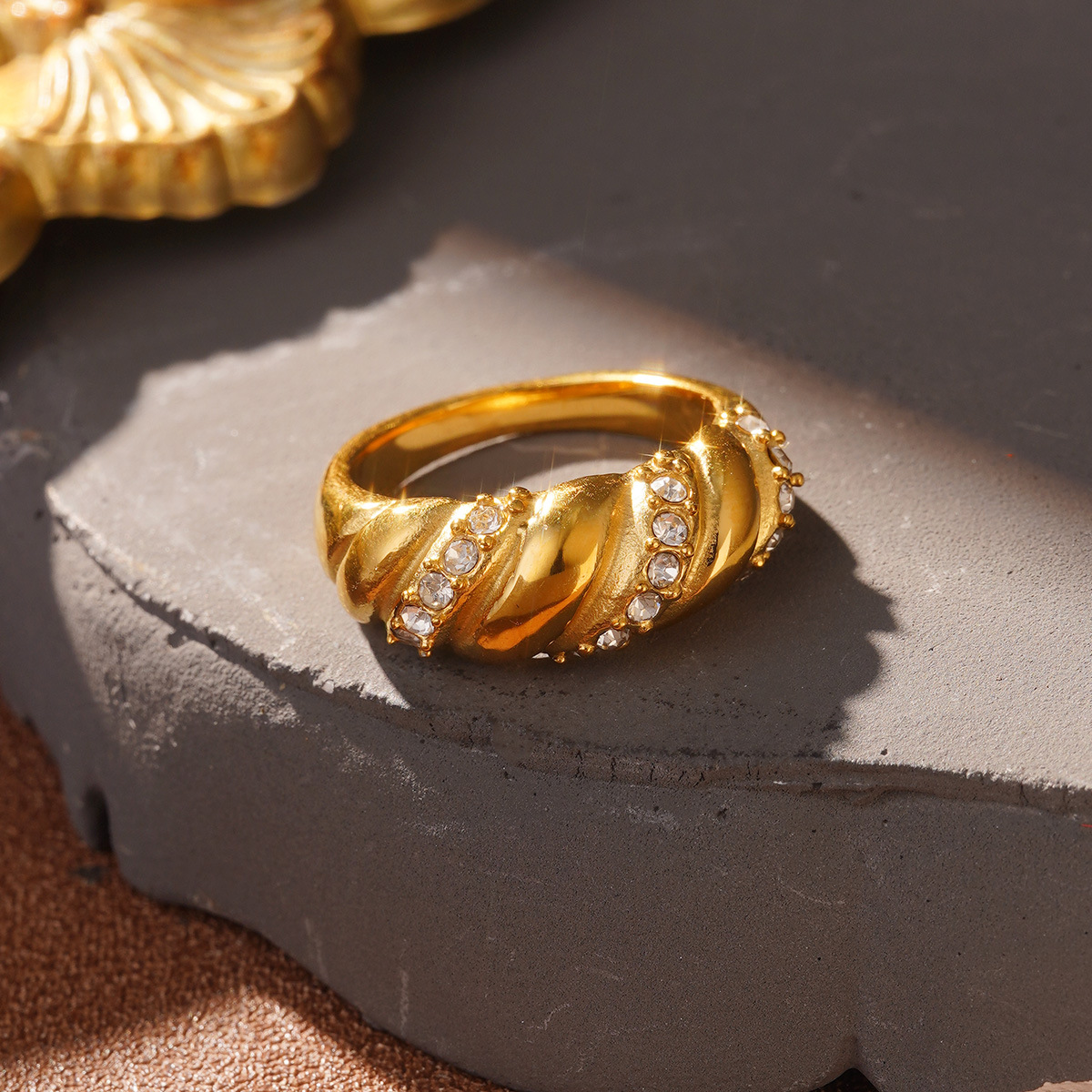 European and American fashionable stainless steel rings with hollowed-out, niche wide lines, high-end design sense, and gold jewelry wholesale pic 31