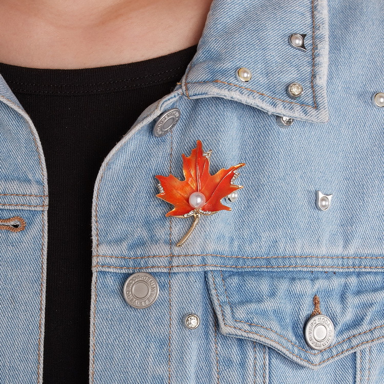 Cross-border best-selling plant series brooches, daisies, sunflowers, lacquered vases, maple leaf flower brooches and brooch accessories pic 30