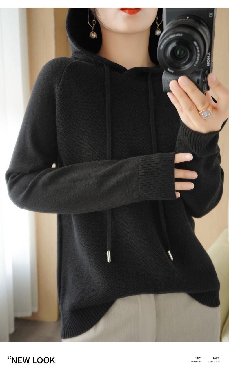 A hooded sweatshirt for women in Spring and Autumn 2025, a new style of hooded sweatshirt as a base layer, paired with a knitted sweater, a casual large-sized hooded sweater for women pic 65