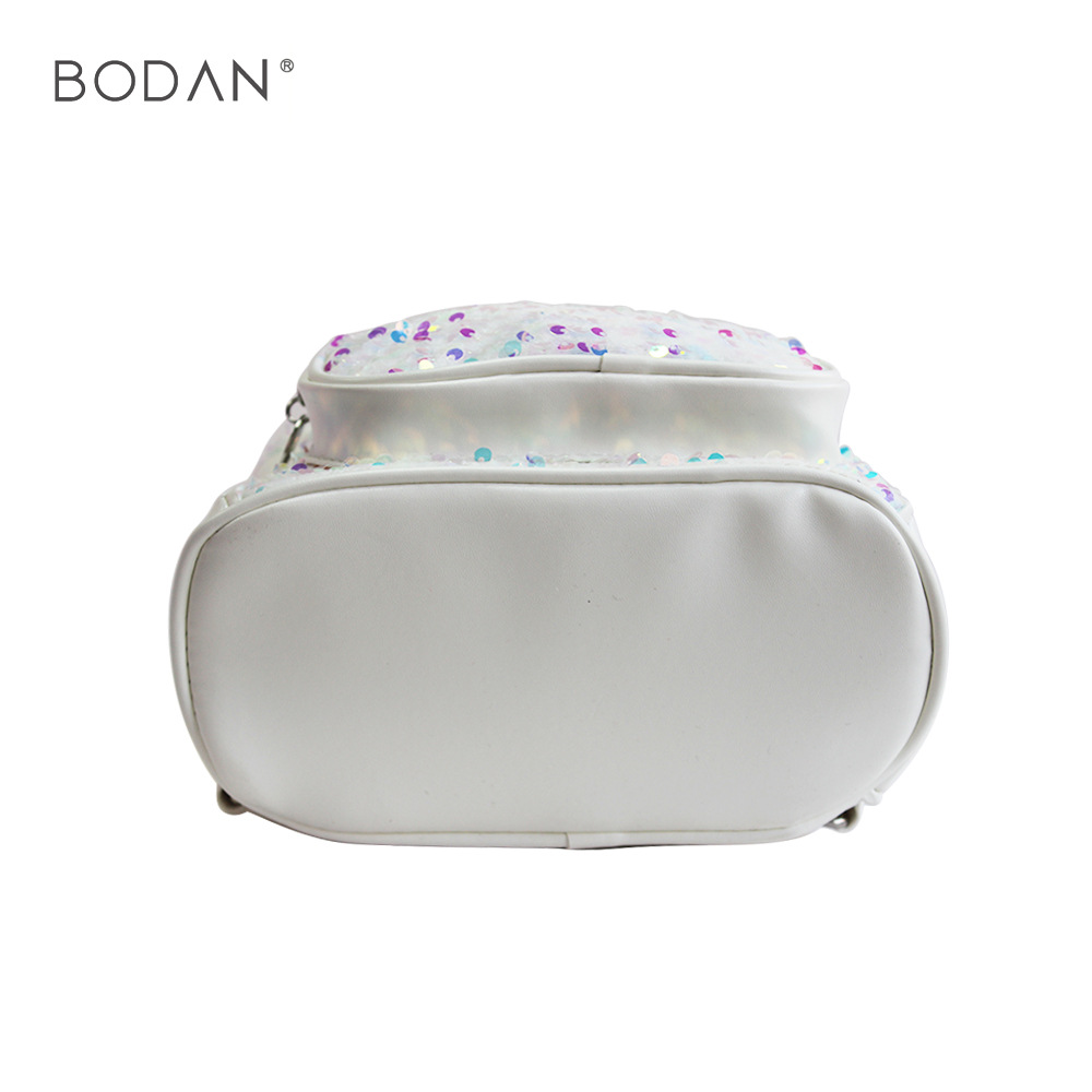 2024现货潮款可爱轻便儿童双肩包纯色亮片幼儿园书包减负儿童背包详情8