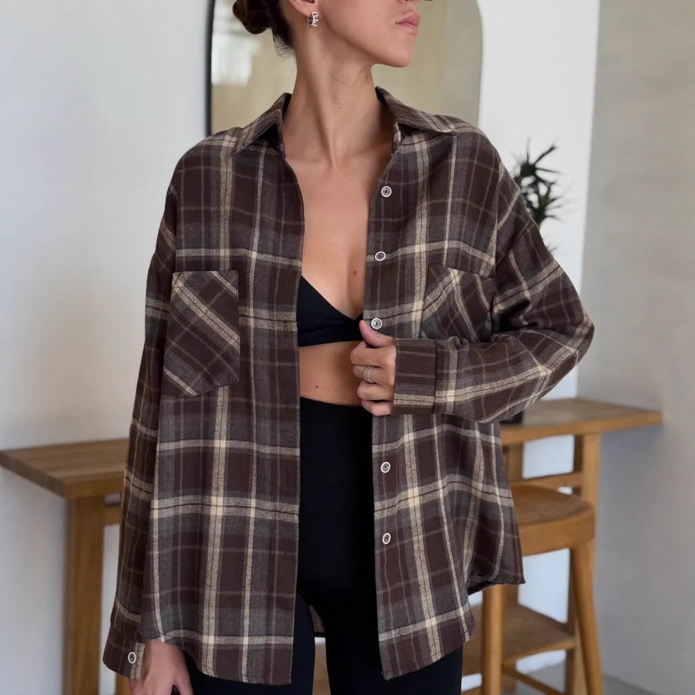 A mid-length, casual shirt with a European and American street style pocket shirt for women in the autumn and winter of 2025 pic 2