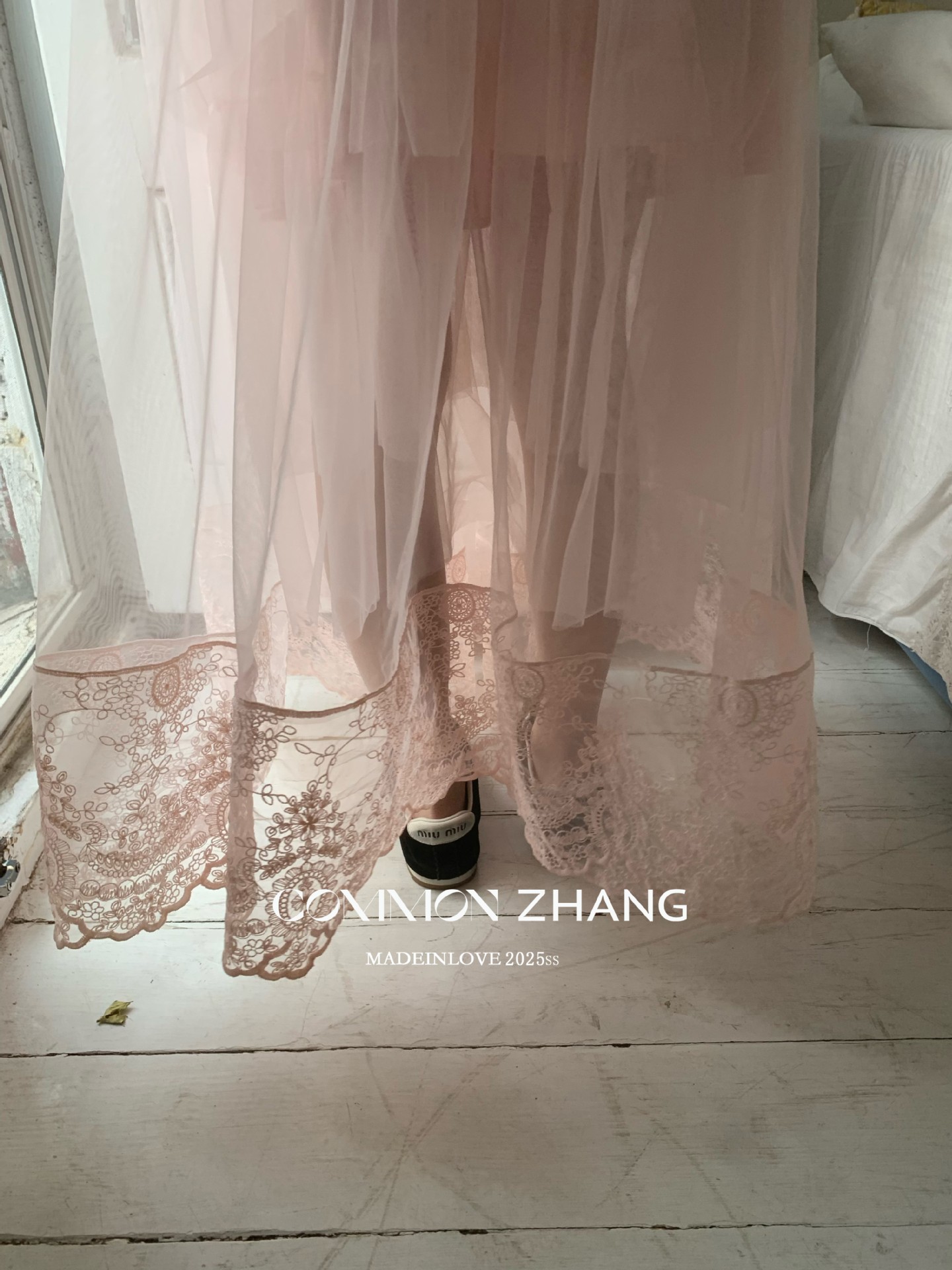 CZ ZHANG韩版网纱蕾丝拼接层次感微透高腰显瘦a字半身裙女B12103详情10
