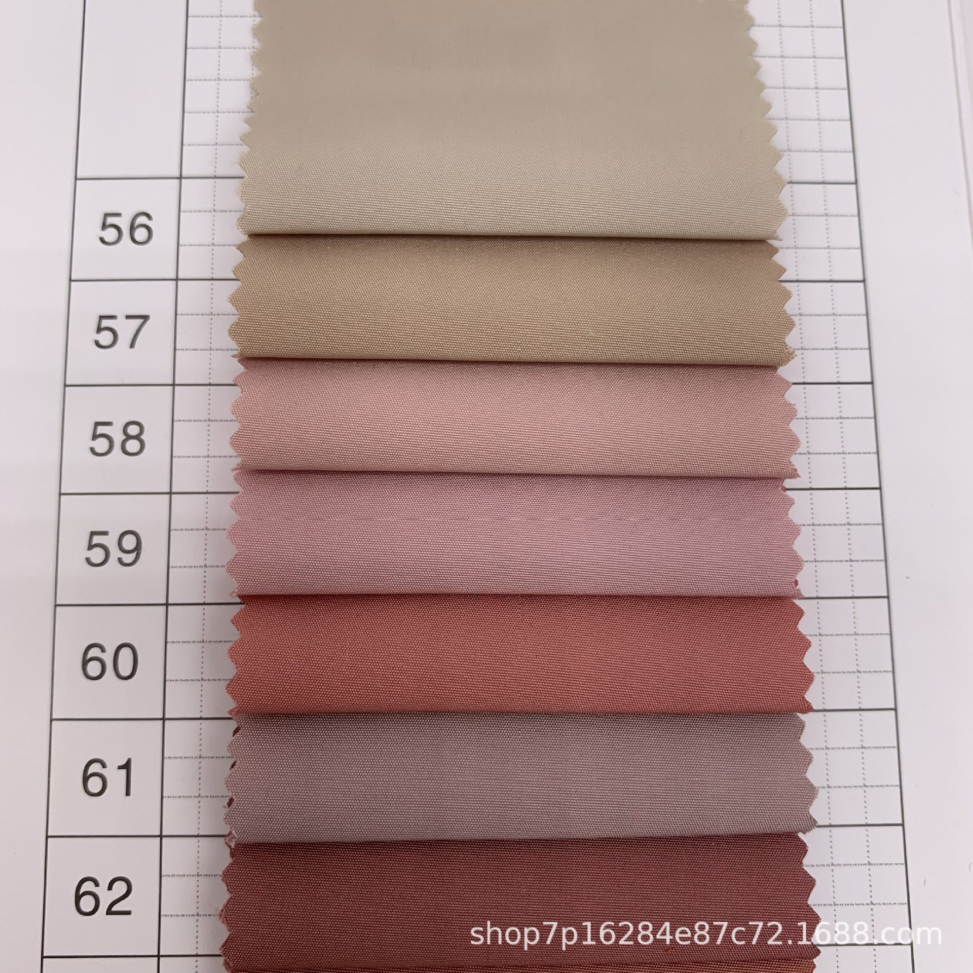 涤纶绒感春亚纺防水面料棉服外套羽绒服帽子箱包帽子手套布料热销详情10