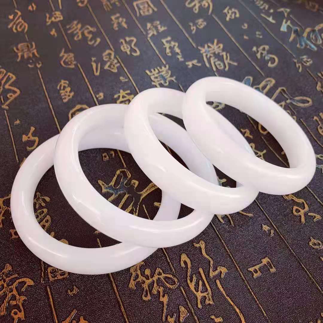 白玉手镯天美人条现货批发然新疆阿富汗玉玻璃玉髓玉手镯鐲子详情7